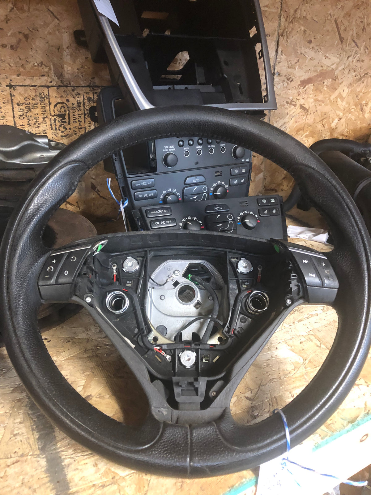 2007 V70R Steering Wheel