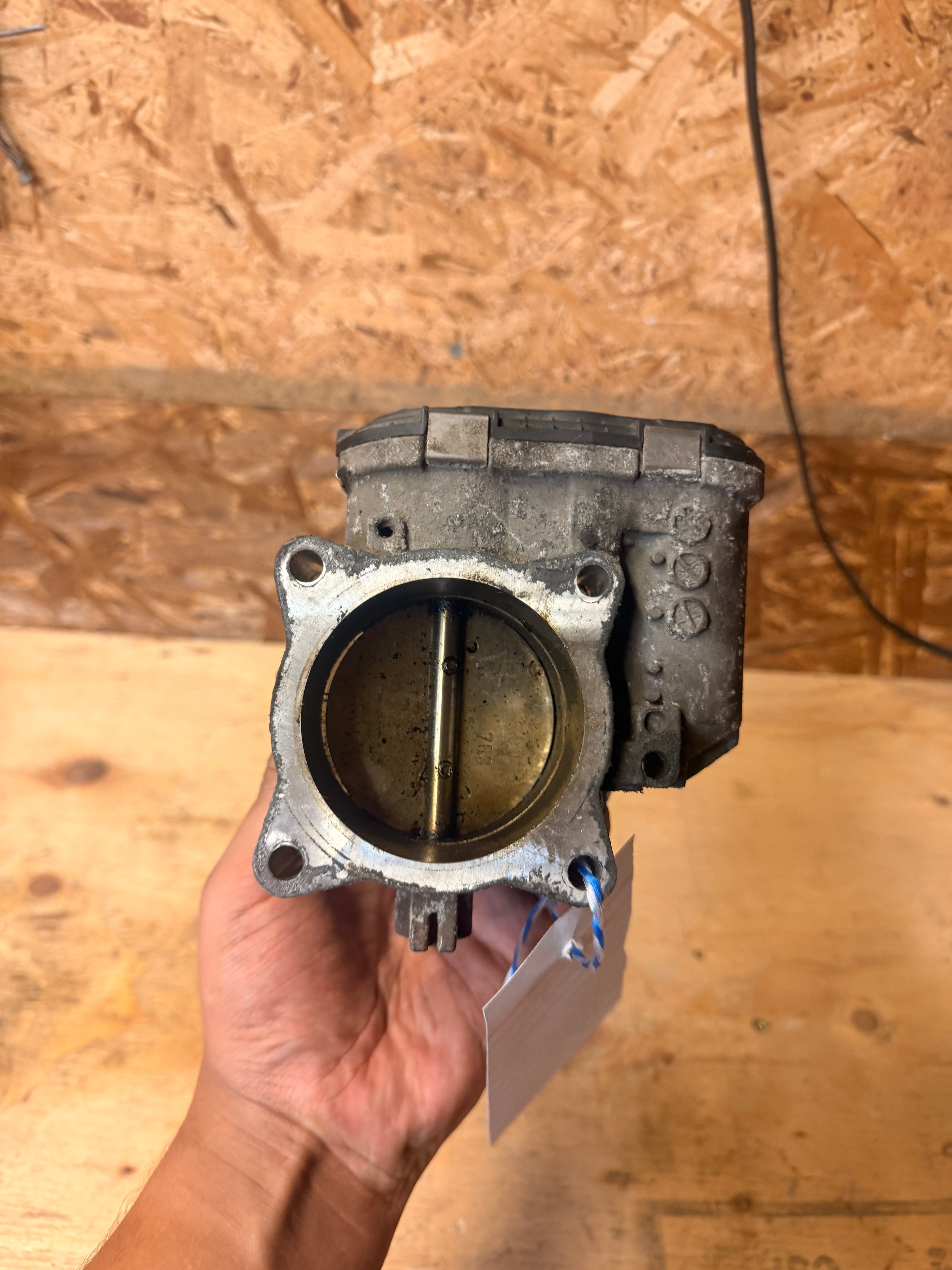 2007 V70R Throttle Body
